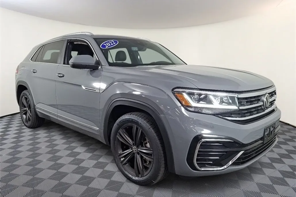 2022 Volkswagen Atlas Cross Sport SEL R-Line photo 1