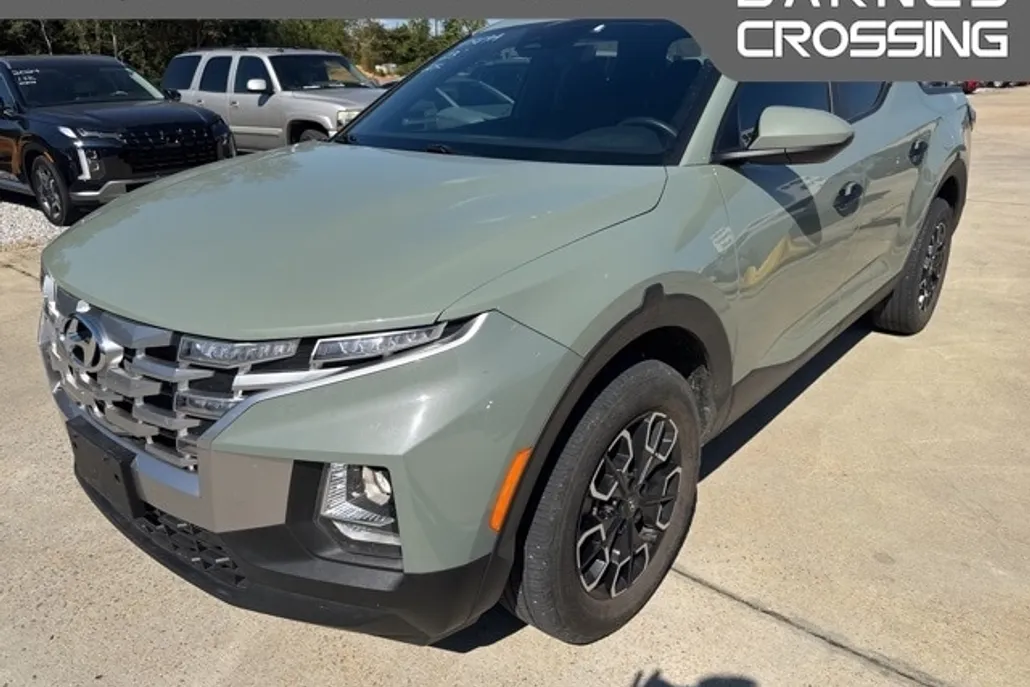 2023 Hyundai Santa Cruz SE photo 1