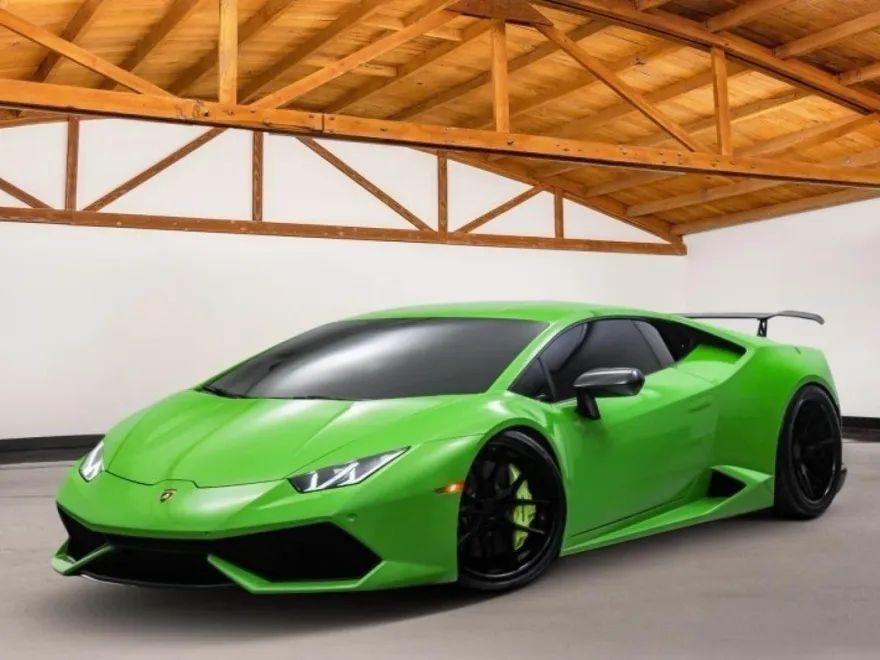 2015 Lamborghini Huracan Coupe photo 1