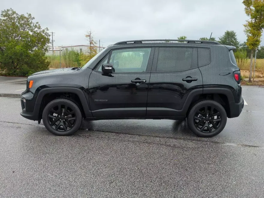 2023 Jeep Renegade Altitude photo 1