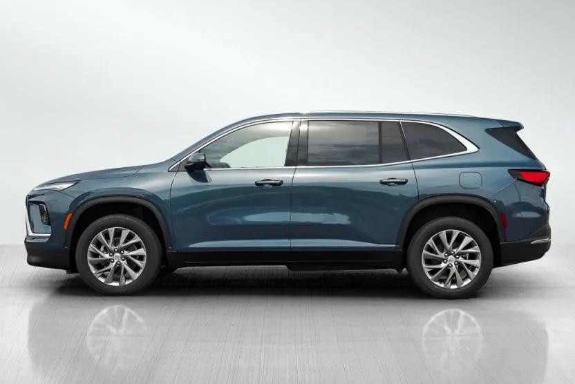 2026 Buick Enclave Preferred photo 1