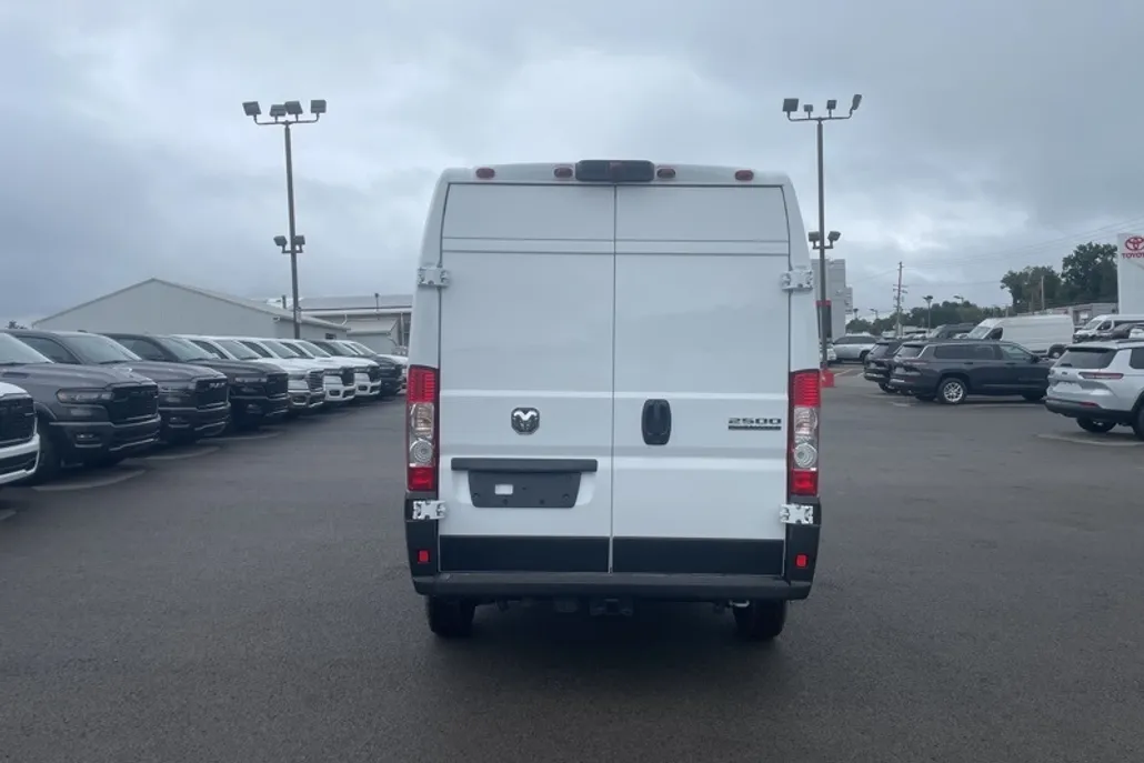 2025 Ram ProMaster 2500 photo 1
