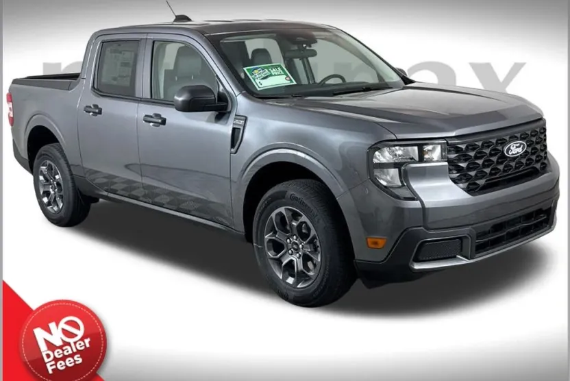 2025 Ford Maverick XLT photo 1