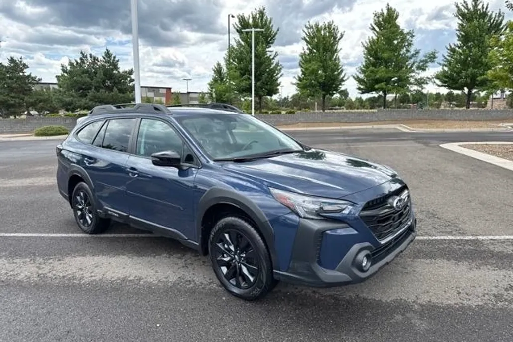 2023 Subaru Outback Onyx Edition photo 1