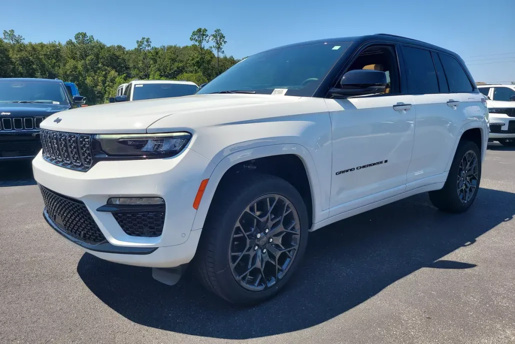 2025 Jeep Grand Cherokee Summit Reserve photo 1