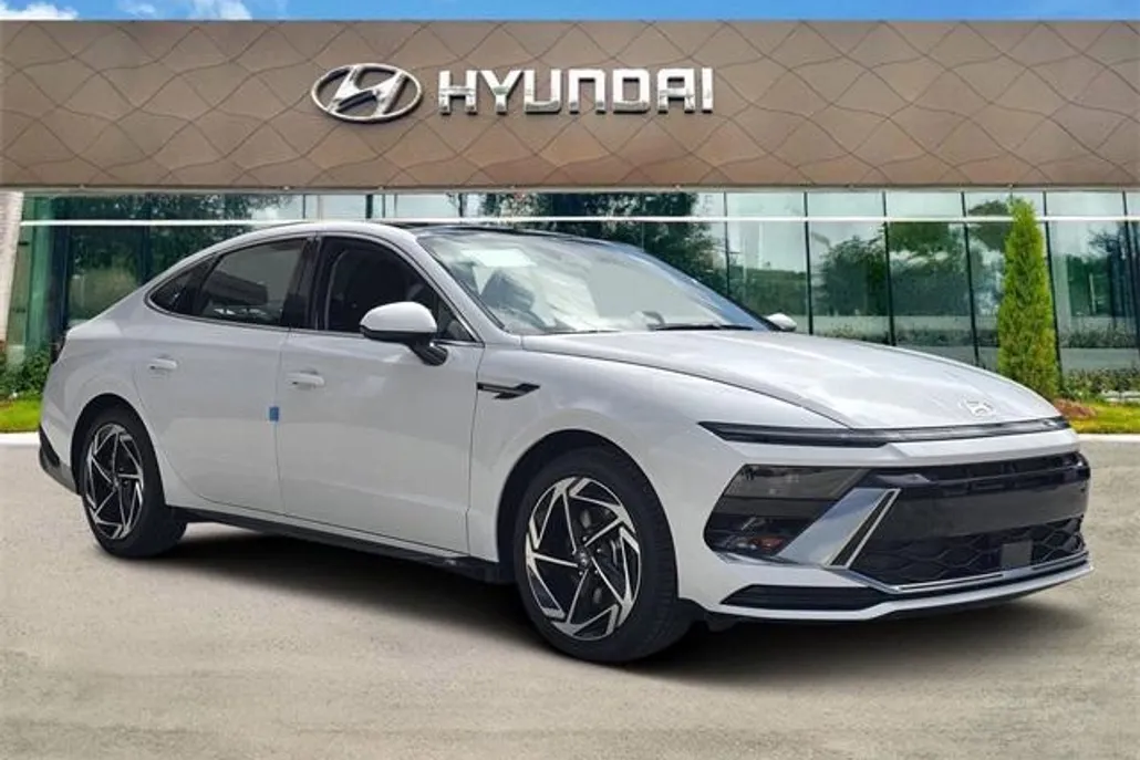 2025 Hyundai Sonata SEL Convenience photo 1