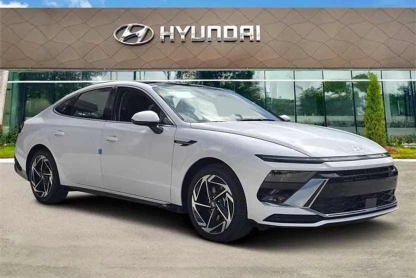 2025 Hyundai Sonata SEL Convenience photo 1