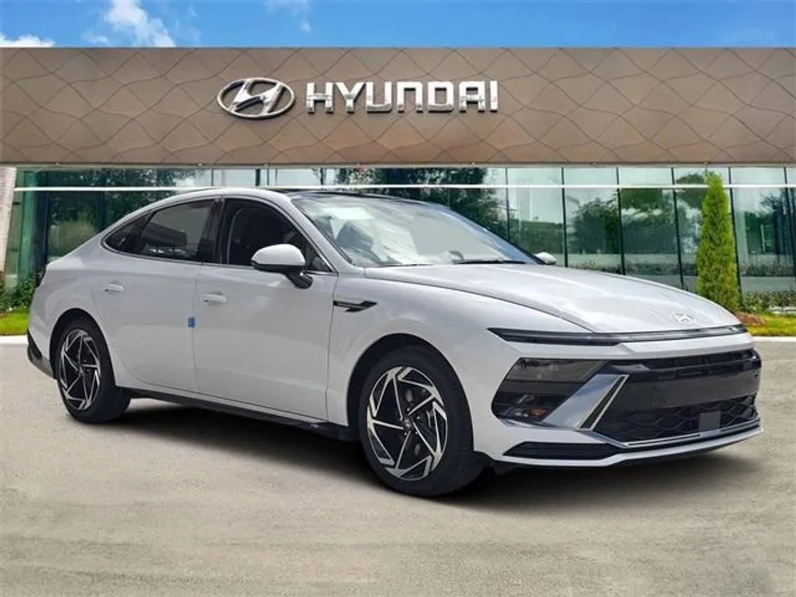 2025 Hyundai Sonata SEL Convenience photo 1