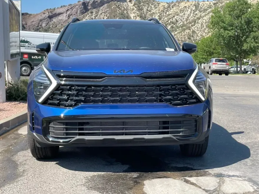 2025 Kia Sportage X-Line photo 1
