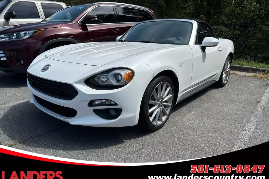 2018 Fiat 124 Spider Lusso photo 1