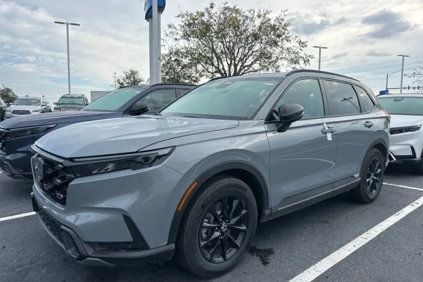 2026 Honda CR-V Hybrid Sport-L photo 1