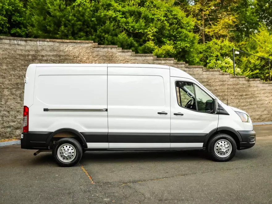 2023 Ford Transit photo 1