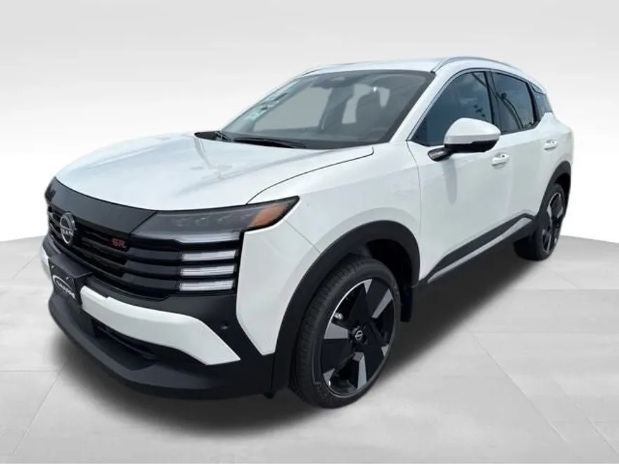 2025 Nissan Kicks SR photo 1