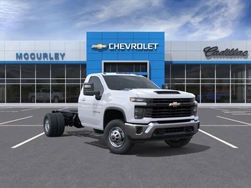 2025 Chevrolet Silverado 3500HD Work Truck photo 1