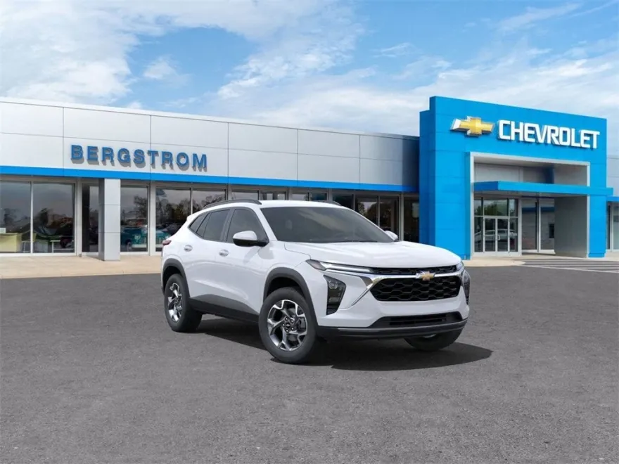 2025 Chevrolet Trax LT photo 1