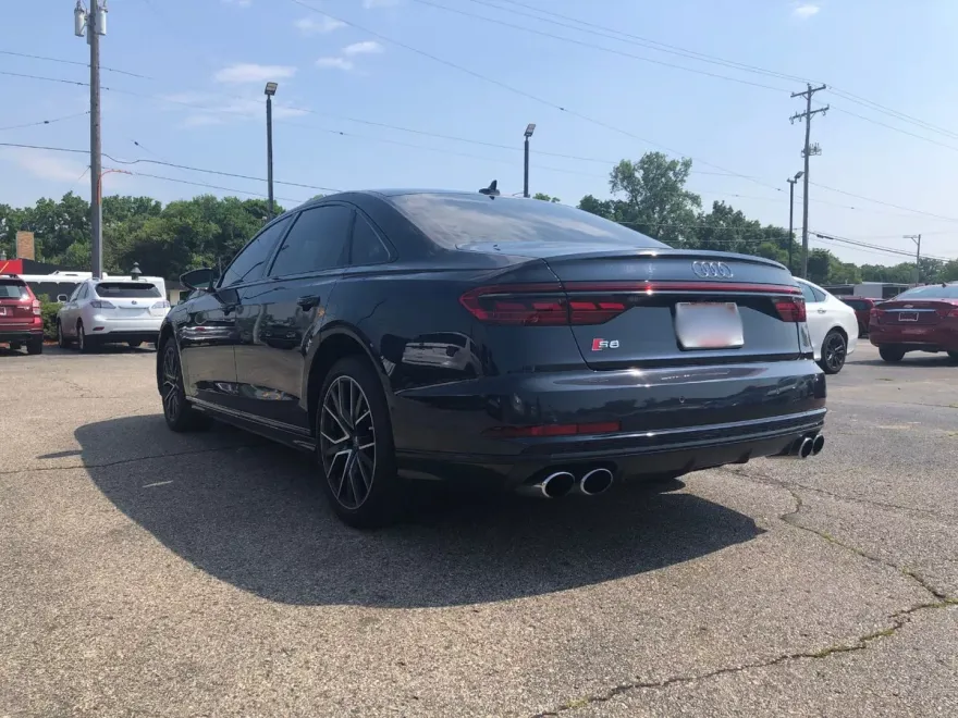 2020 Audi S8 4.0T photo 1