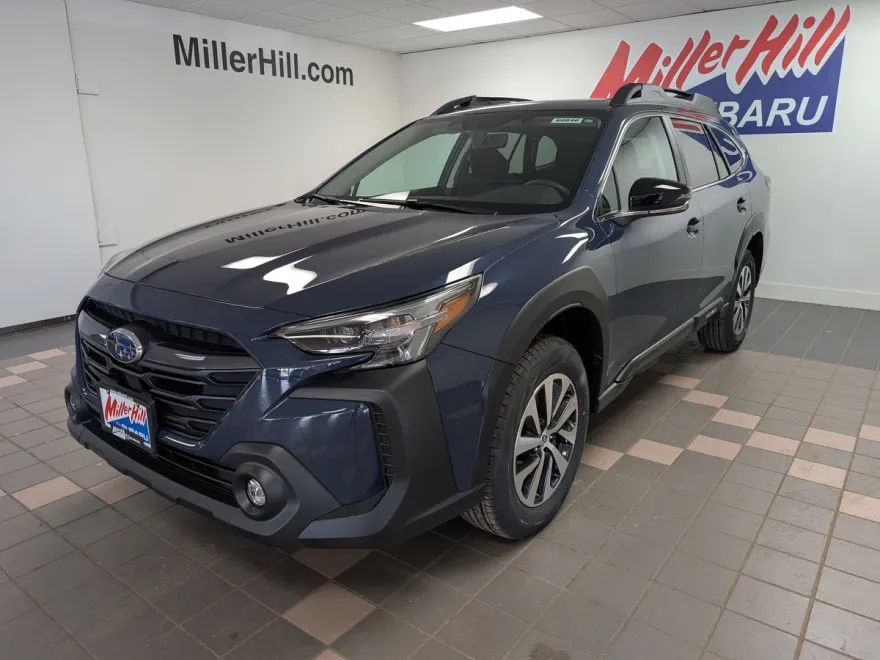2025 Subaru Outback Premium photo 1