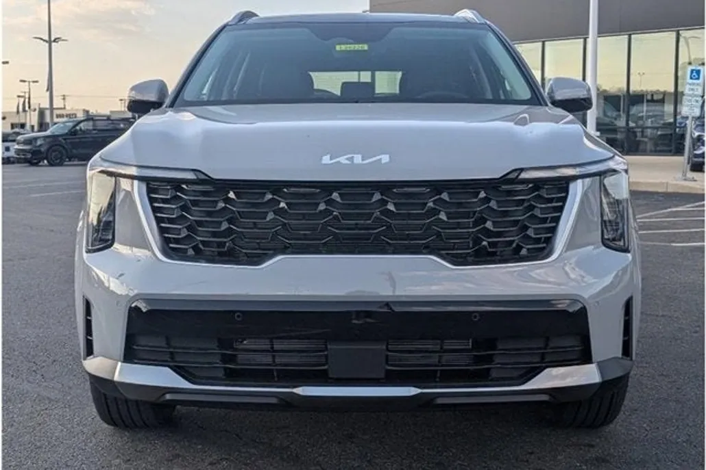 2026 Kia Sorento S photo 1