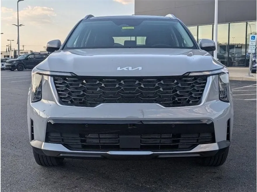2026 Kia Sorento S photo 1