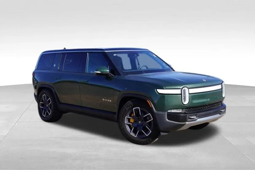 2023 Rivian R1S Adventure photo 1