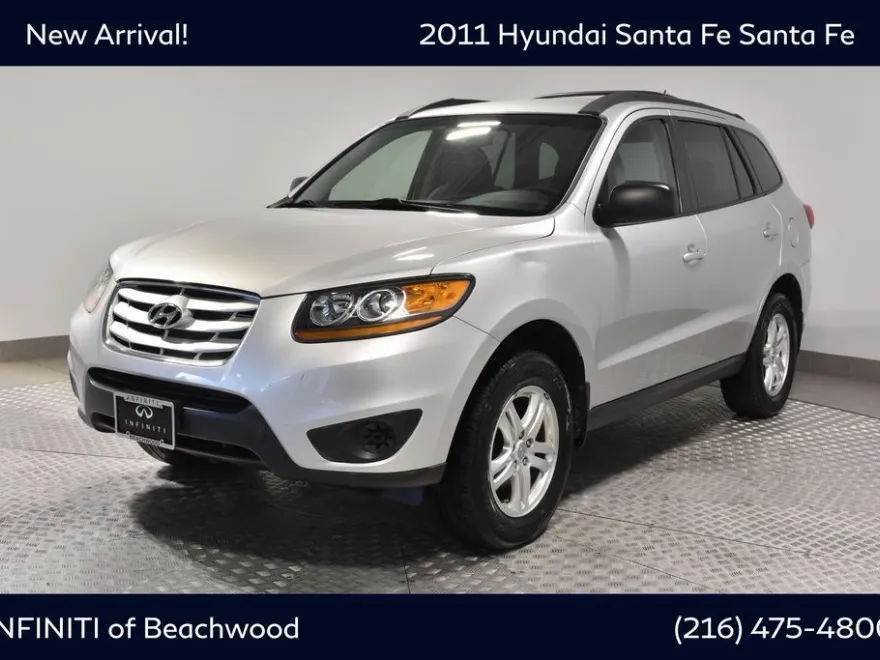 2011 Hyundai Santa Fe GLS Sport photo 1