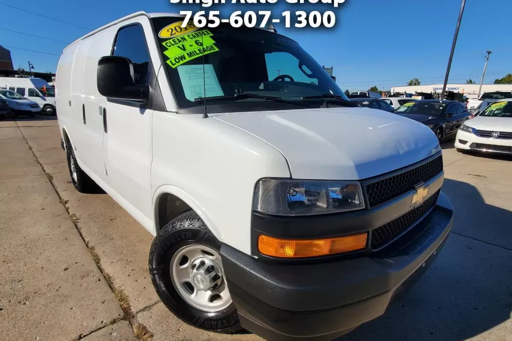 2018 Chevrolet Express 2500 Cargo photo 1