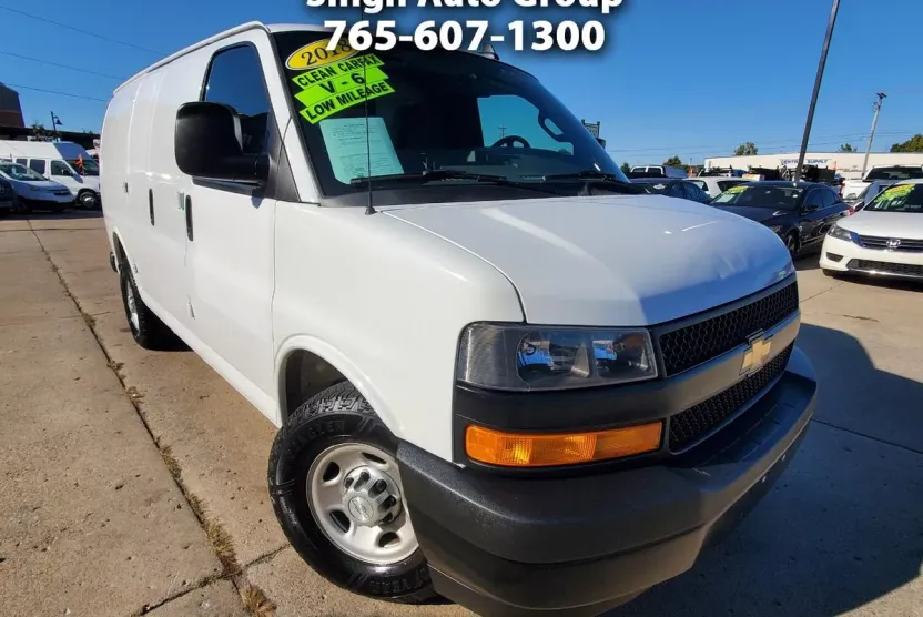 2018 Chevrolet Express 2500 Cargo photo 1