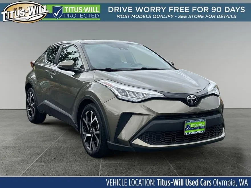 2021 Toyota C-HR XLE photo 1