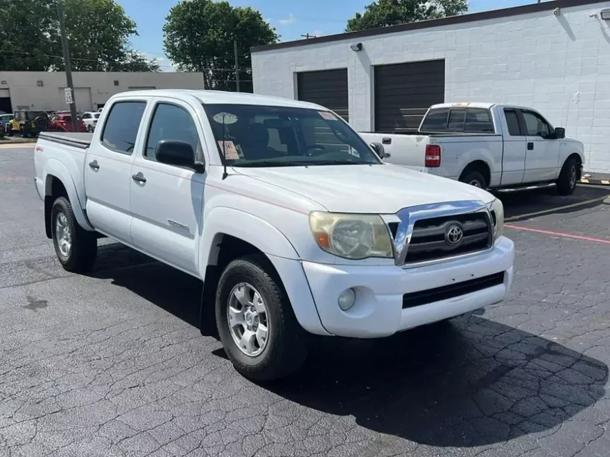 2010 Toyota Tacoma SR5 photo 1