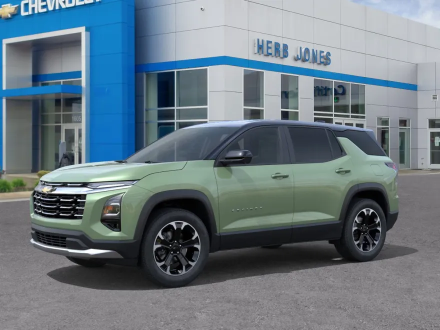 2026 Chevrolet Equinox LT photo 1
