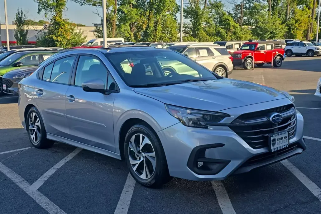2023 Subaru Legacy Premium photo 1