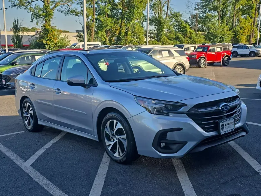 2023 Subaru Legacy Premium photo 1