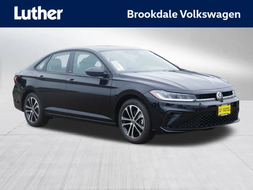 2025 Volkswagen Jetta Sport photo 1