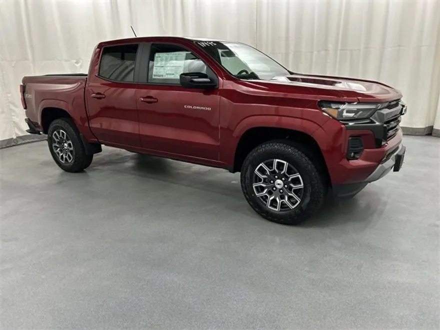 2026 Chevrolet Colorado Z71 photo 1
