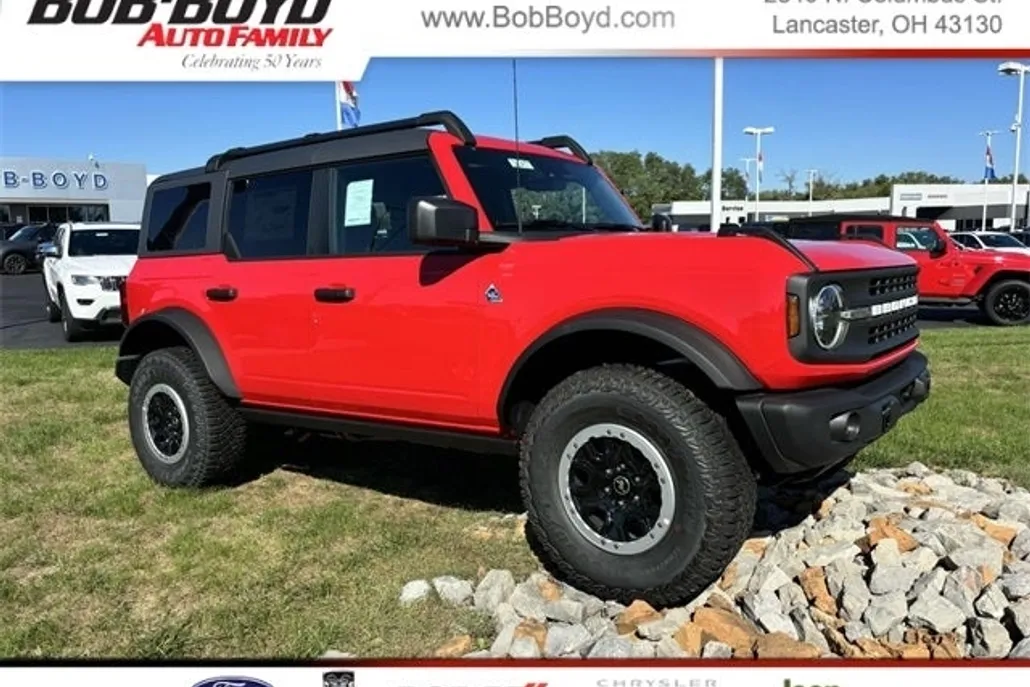 2024 Ford Bronco Black Diamond photo 1