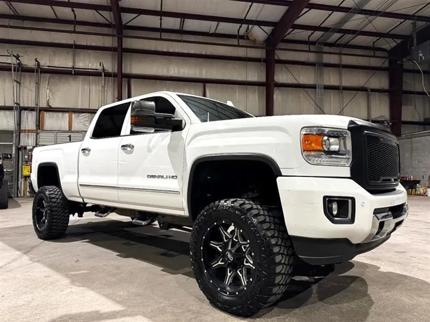 2016 Gmc Sierra Denali photo 1