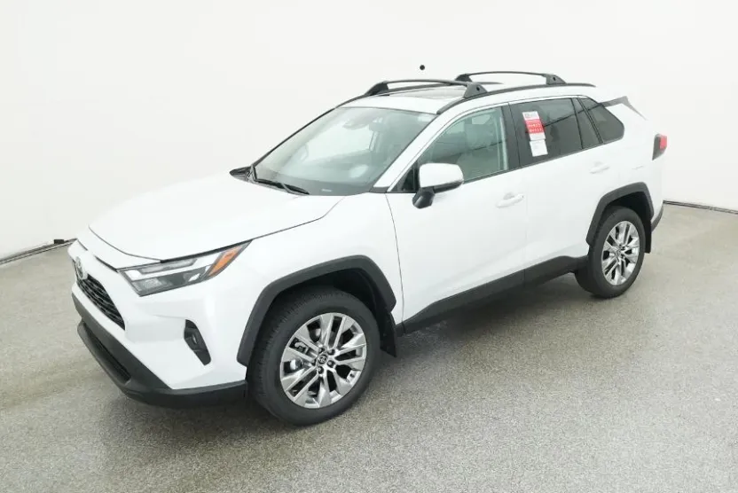 2025 Toyota RAV4 XLE Premium photo 1