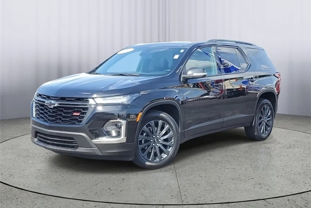 2023 Chevrolet Traverse RS photo 1