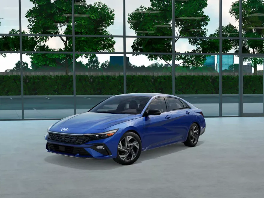 2025 Hyundai Elantra SEL Sport photo 1