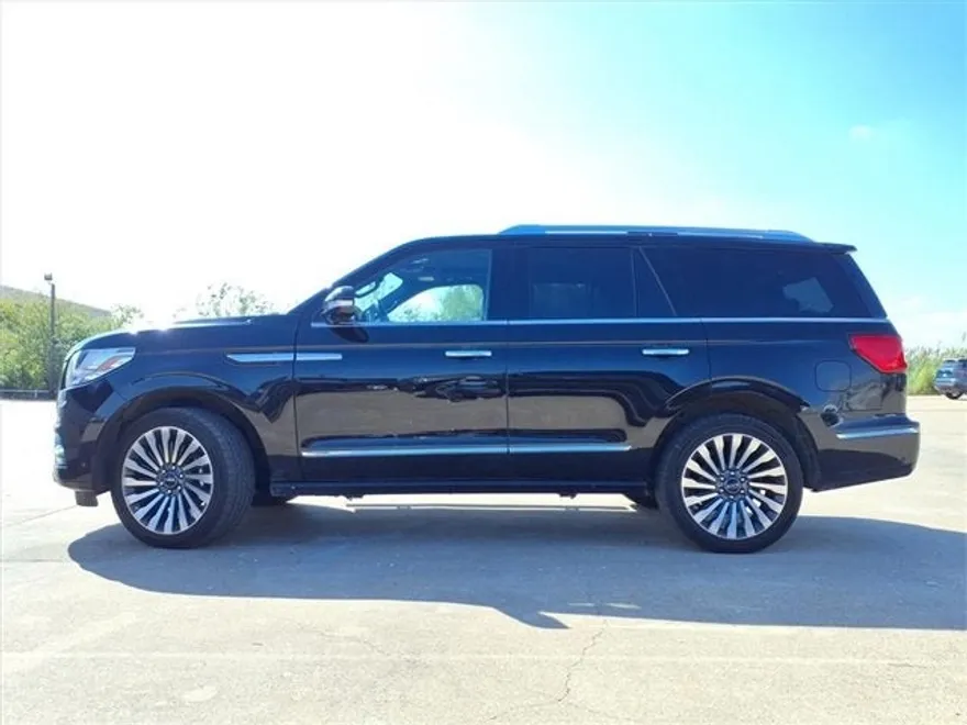 2019 Lincoln Navigator Reserve photo 1