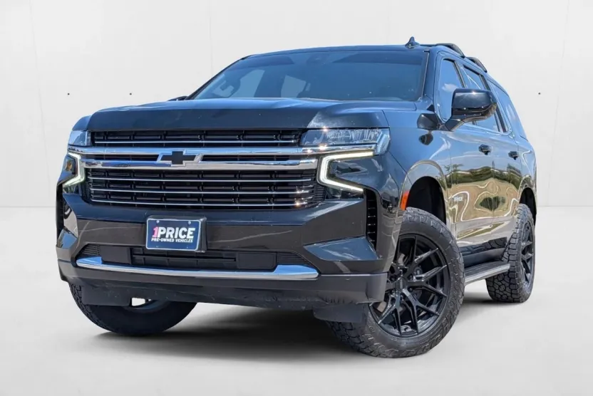 2021 Chevrolet Tahoe LT photo 1