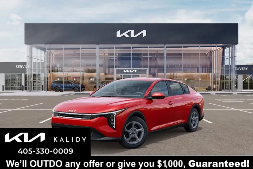 2025 Kia K4 LXS photo 1