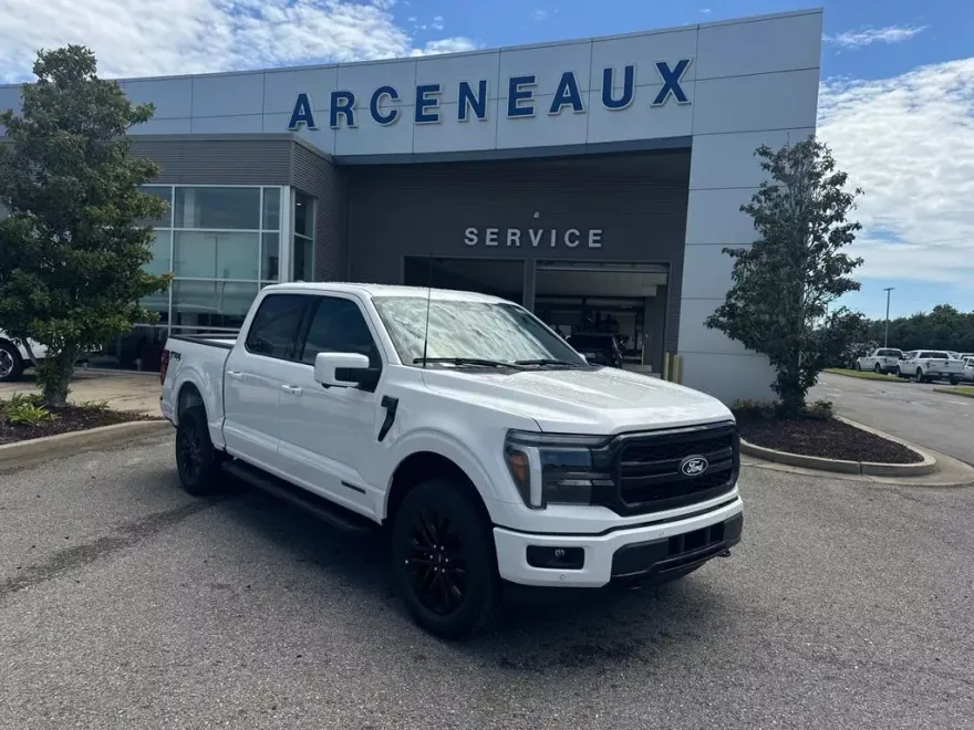 2025 Ford F-150 Lariat photo 1