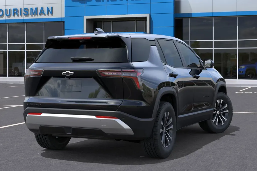 2026 Chevrolet Equinox LT photo 1