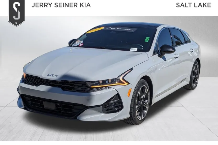 2023 Kia K5 GT-Line photo 1