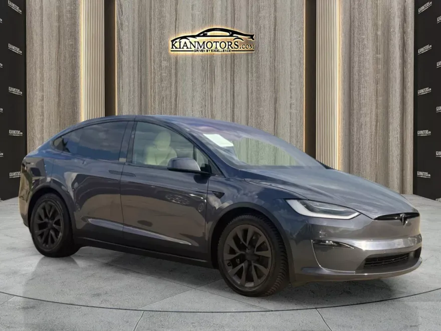 2023 Tesla Model X Standard Range photo 1