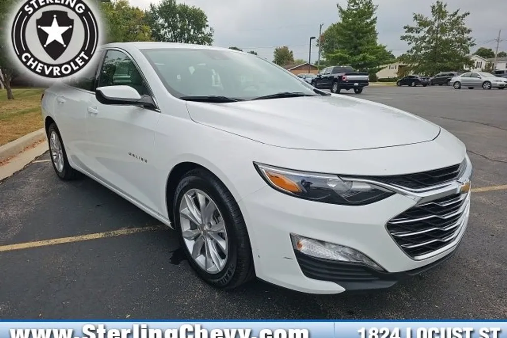 2024 Chevrolet Malibu 1LT photo 1