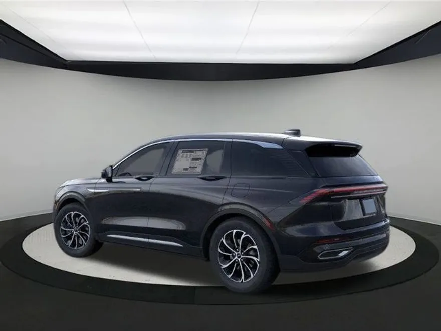 2025 Lincoln Nautilus Premiere photo 1