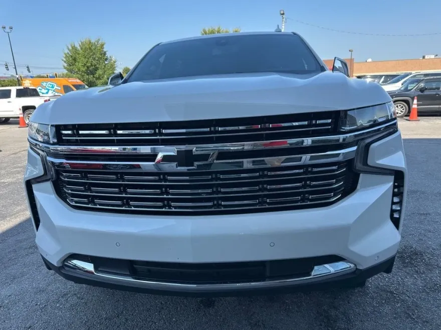 2022 Chevrolet Tahoe Premier photo 1