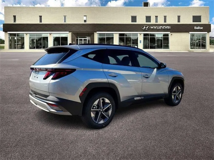 2025 Hyundai Tucson SEL photo 1